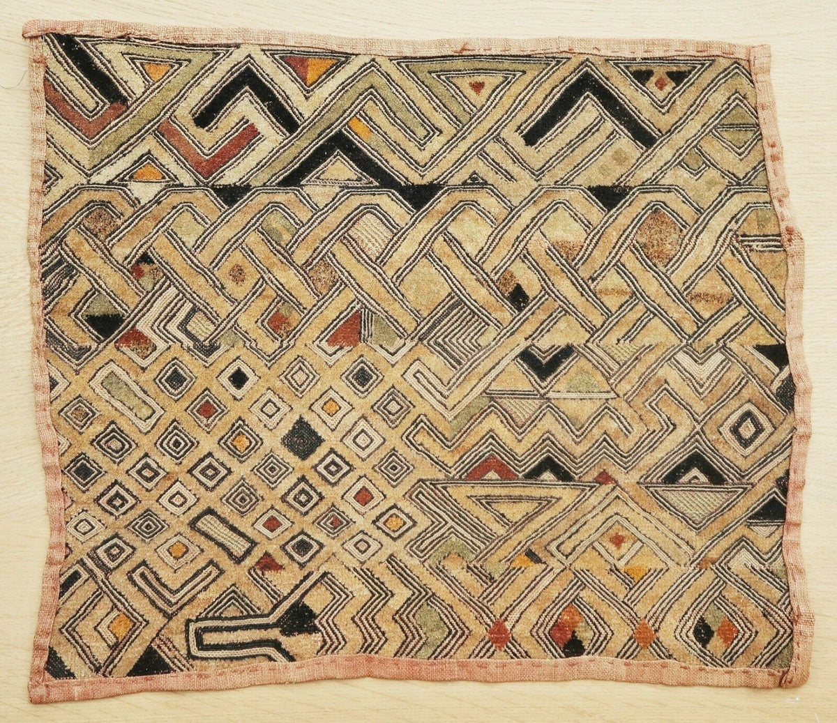 Congolese Kuba cloth Shoowa 1950 – Christian Doux